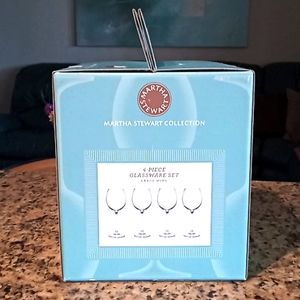NIB Martha Stewart 13 Oz. Large Wine Glass Set. Made in KROSNO Poland. Set of 4.